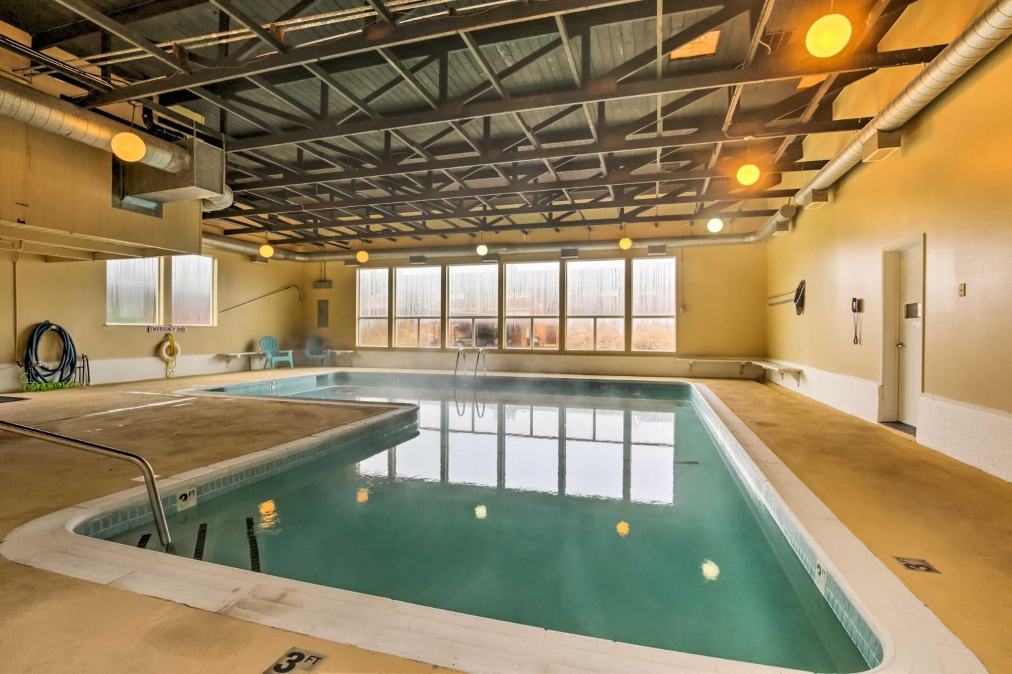 Beachfront Lincoln City Condo-Patio And Pool Access! 外观 照片