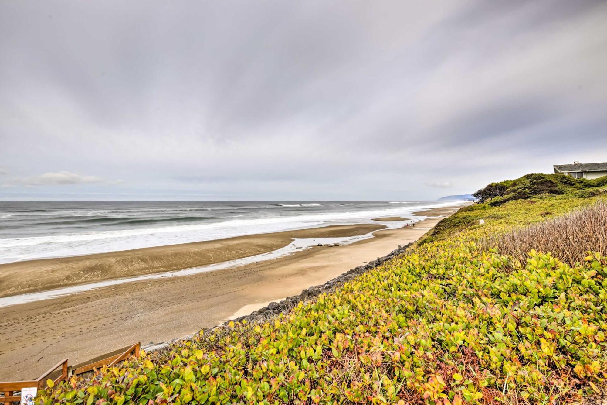 Beachfront Lincoln City Condo-Patio And Pool Access! 外观 照片